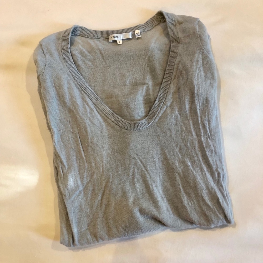 Vince 100% cashmere sweater